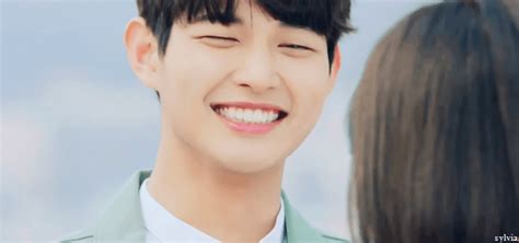 hot boy mới nổi của màn ảnh Hàn được săn đón vì quá đẹp trai