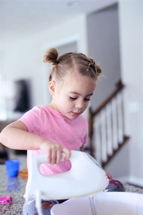 EASY Naked Cake Tutorial For Beginners Twist Me Pretty