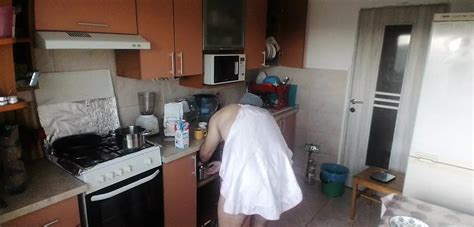 Sexy Amateur Couple Having Fun In The Kitchen Sexy Mom Has Breakfast In The Bedroom Hairy Pussy