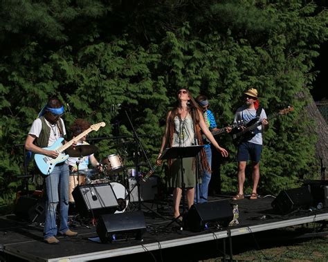 wire performance  returns  northampton masslivecom