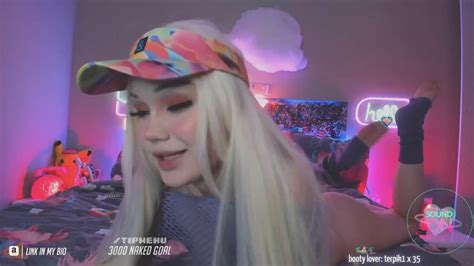 Forumophilia PORN FORUM Transsexual Posing Masturbation And Play With Toys Solo Page