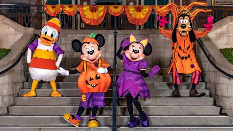 The Foodie Guide To Halloween At The Disneyland Resort Kost 103 5 Ellen K Morning Show