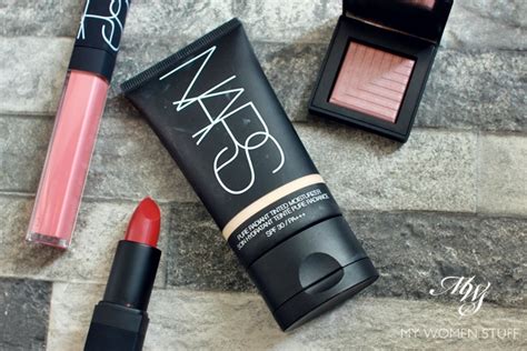 Review: NARS Pure Radiant Tinted Moisturizer - Finland