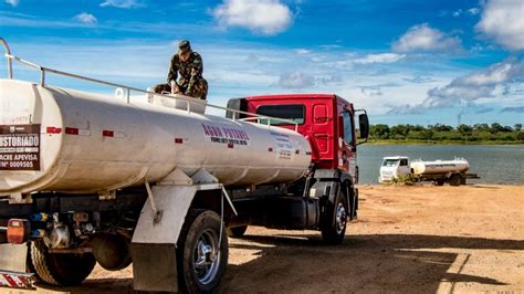 Governo Eleva Verba Para Carros Pipa Temendo Seca No Nordeste