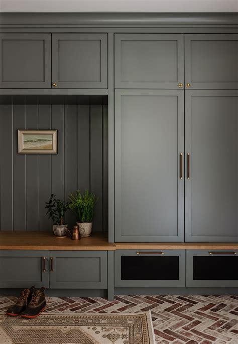 A Connecticut New Build That Blends Modern Organic Style with European