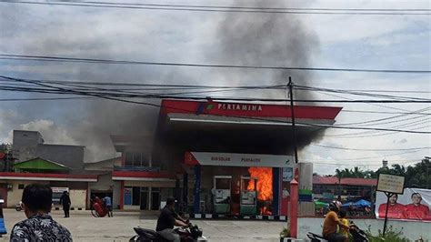 Spbu Oyon Subulussalam Terbakar Satu Unit Mobil Pick Up Ikut Hangus