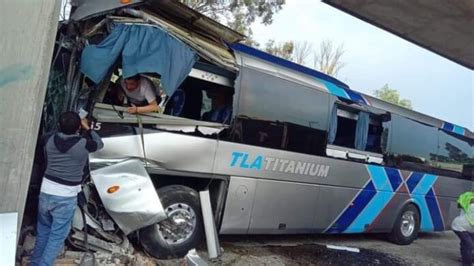 Autob S De Pasajeros De La L Nea Tla Titanium Que Sali De Tapachula