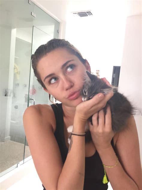 Майли Сайрус nude pics Страница