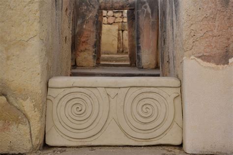 Ħal Tarxien Prehistoric Complex Torchlight Tour - Heritage Malta