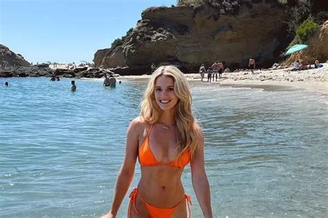 World S Sexiest Racing Driver Ditches Overalls For Bikini After Thrilling Comeback Daily Star