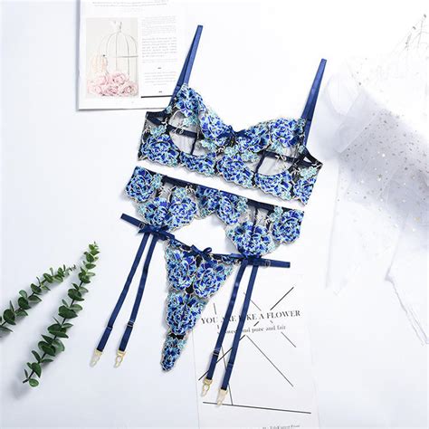 New Arrivals Fashion Womens Lingerie Erotic Custom Logo Sexy Underwear Set China Underwear And