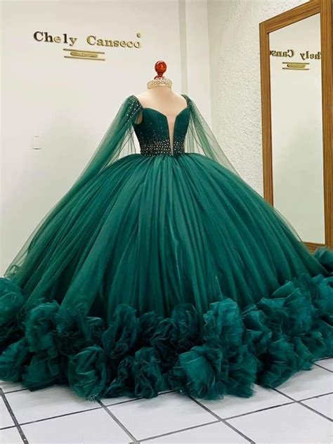 Green Quince Dresses Emerald Green Quinceanera Dresses Pretty