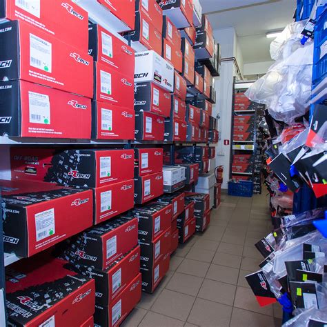 TIRDZNIECĪBAS BĀZE - MotoParts