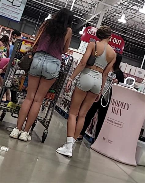 Hot Friends In Shorts Short Shorts Volleyball Forum