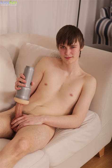 Boy Fun Performed By Eric Ulysses Nude Gallery Coedcherry