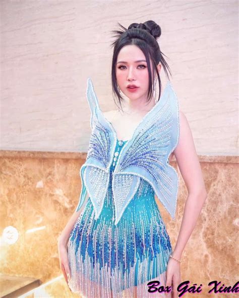 Ảnh Viên Vibi sexy với những bộ bikini nóng bỏng nhất