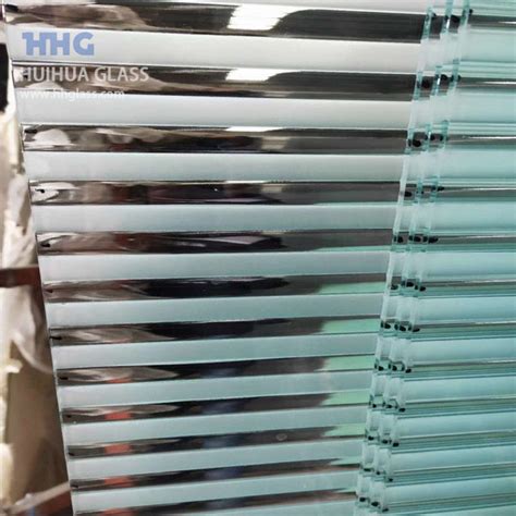 Etch Narrow Reeded Glass Texture Hhg Glass