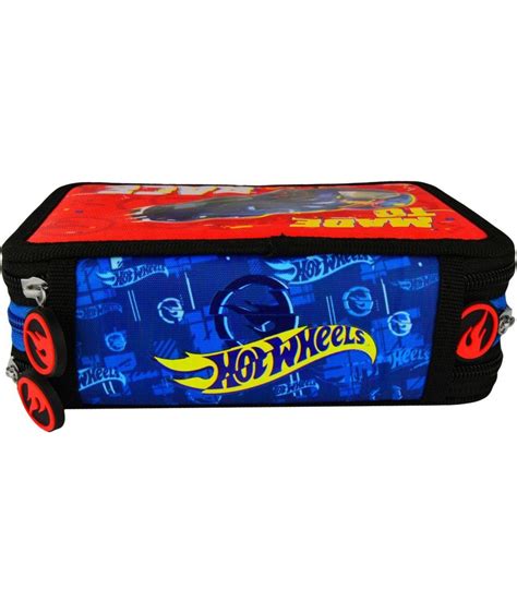 Kolorowy piórnik trzykomorowy Hot Wheels z wyposażeniem dla chłopca