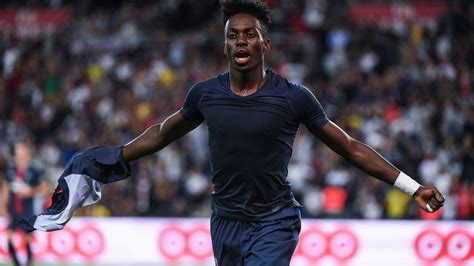 Mercato PSG Pierre Ménès évoque l avenir de Timothy Weah