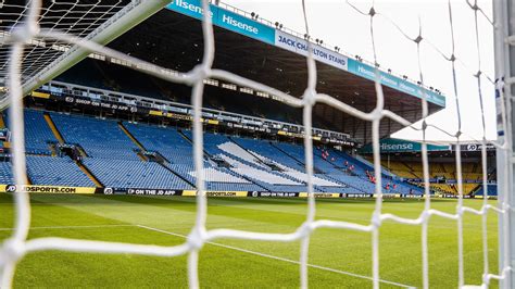 stadium tours july    leeds united