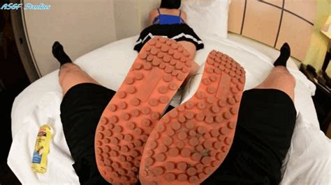 Spaniard Returns With APATHETIC FOOTJOB Sneaker Tease And Sockjob Too MOV Amateur Soles