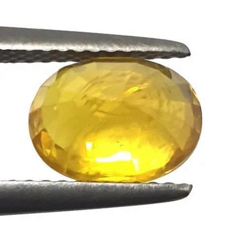 Oval Ct Ratti Certified Earth Mined Yellow Sapphire At Rs