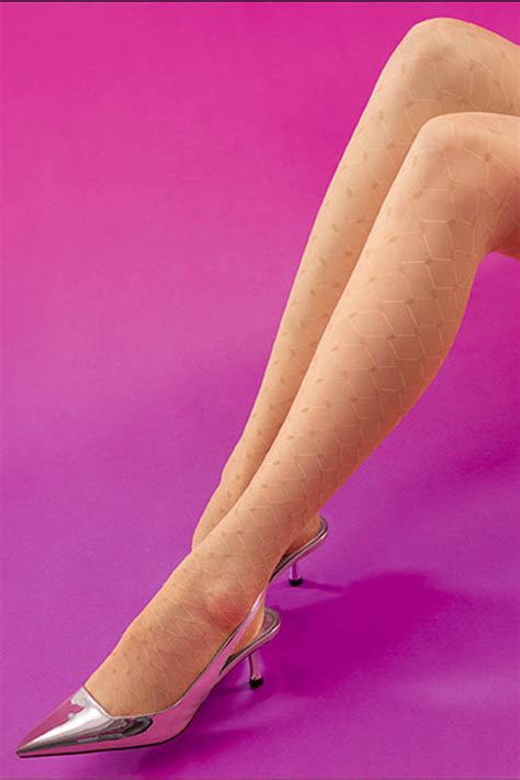 Beżowe rajstopy w romby Fiore Olivia DEN nude nude beżowy Atrakcyjna