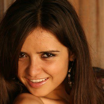 Get 0 Ella Santos Free Stripping And Nude Links At FreeOnes