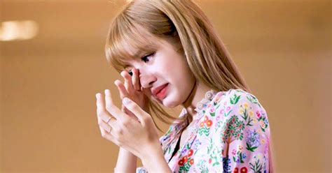 Blackpink Crying Home Decor