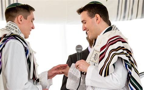 Small But Growing Number Of US Orthodox Rabbis Officiating Same Sex Weddings The Times Of Israel