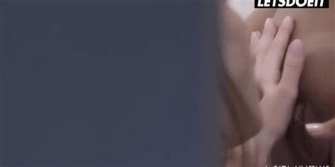 A GIRL KNOWS Kinky Lesbians Liya Silver And Lena Reif Fuck In Every Corner Of The House