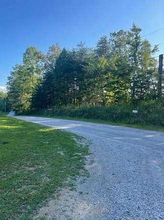 5 Acres of Residential Land with Home for Sale in Tracy City, Tennessee - LandSearch