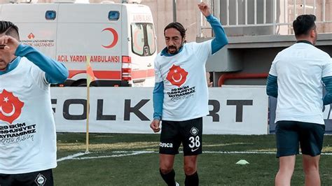 Altay da İbrahim Öztürk kariyerinin 500 maçına çıktı Spor Haberi