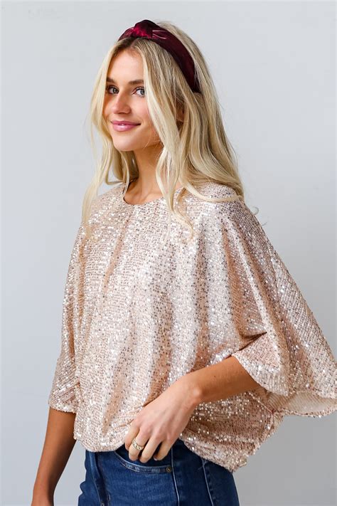 Cute Gold Sequin Blouse Holiday Party Outfits Dress Up