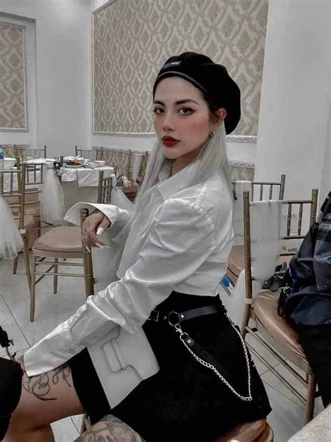 Dàn hot girl xăm trổ Việt Nam dung nhan cuốn hút khó rời mắt