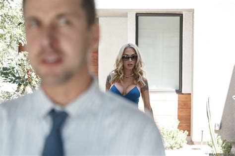 Brazzers 2016 09 04 Sarah Jessie Bringing Down The House 0243 Porn Pic