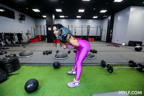 Brianna Bourbon Milf Body Babesource