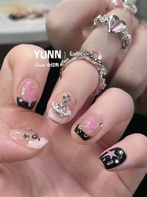 Black And Pink Star Nails Cute Xiaohongshu Douyin Chinese Nail Art