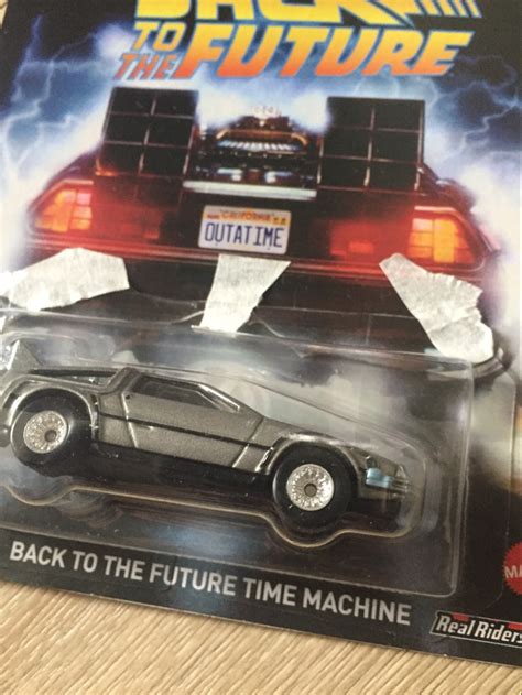 Машинка Hot Wheels Premium Bugatti Veyron купить на OZON по низкой цене