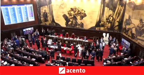 Asamblea Revisora aprueba unificar elecciones y petrificar reelección