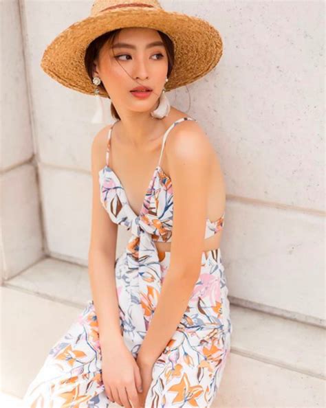 4 cô nàng xinh đẹp hot nhất Instagram Việt năm 2017 là ai