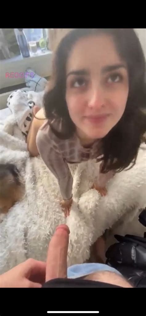 Whos This Babe Giving Head Namethatporn