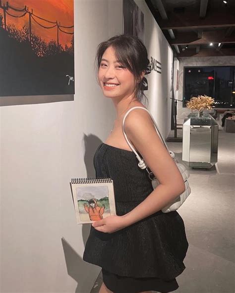 Nhan sắc gây thương nhớ của hot girl sinh năm 1999