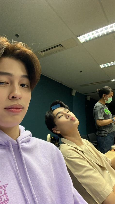 On Twitter Boy Celebrities Cute Gay Couples Gmmtv Actors