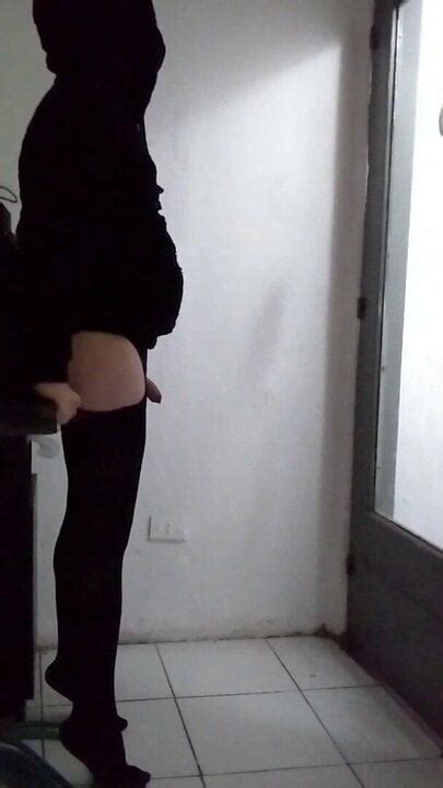 Pasivo Juega Con Su Dildo XHamster