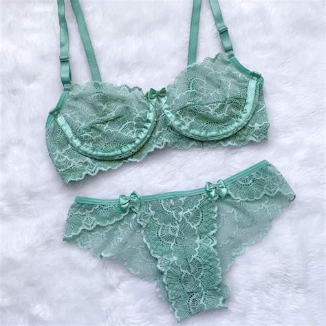 Conjunto Lingerie Sutiã De Renda Sem Bojo Arco Meia Taça Calcinha Tanga Langerie Sexy Eu