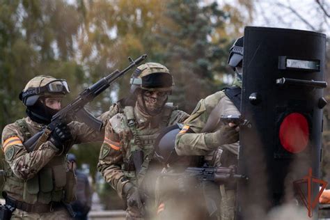 俄联邦国民警卫队的双刃—OMOH与СОБР - 知乎