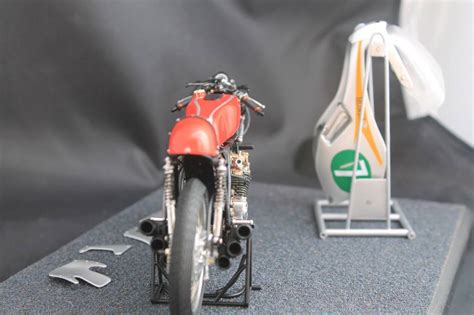 Honda RC166