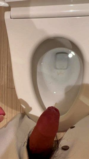 Watch ホテル トイレ オナニー 真性包茎 おとこの娘 オナニー男 Porn SpankBang