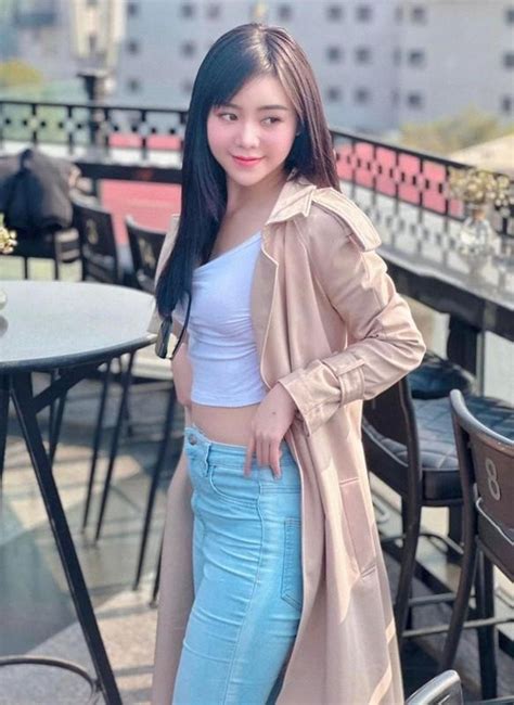 Hot girl Kem Xôi một thời giờ trưởng thành chăm mặc hớ hênh Người đẹp Việt Giải Trí